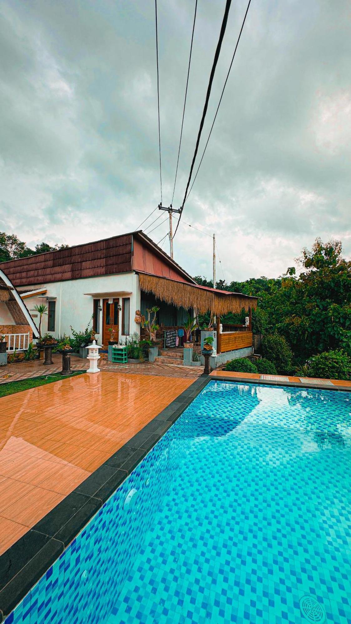 Penida Hills Hostel Batununggul Exteriér fotografie